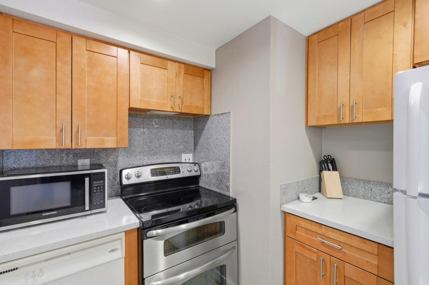 Detail Gallery Image 38 of 50 For 21564 Mary Alice Way, Los Gatos,  CA 95033 - 3 Beds | 2 Baths