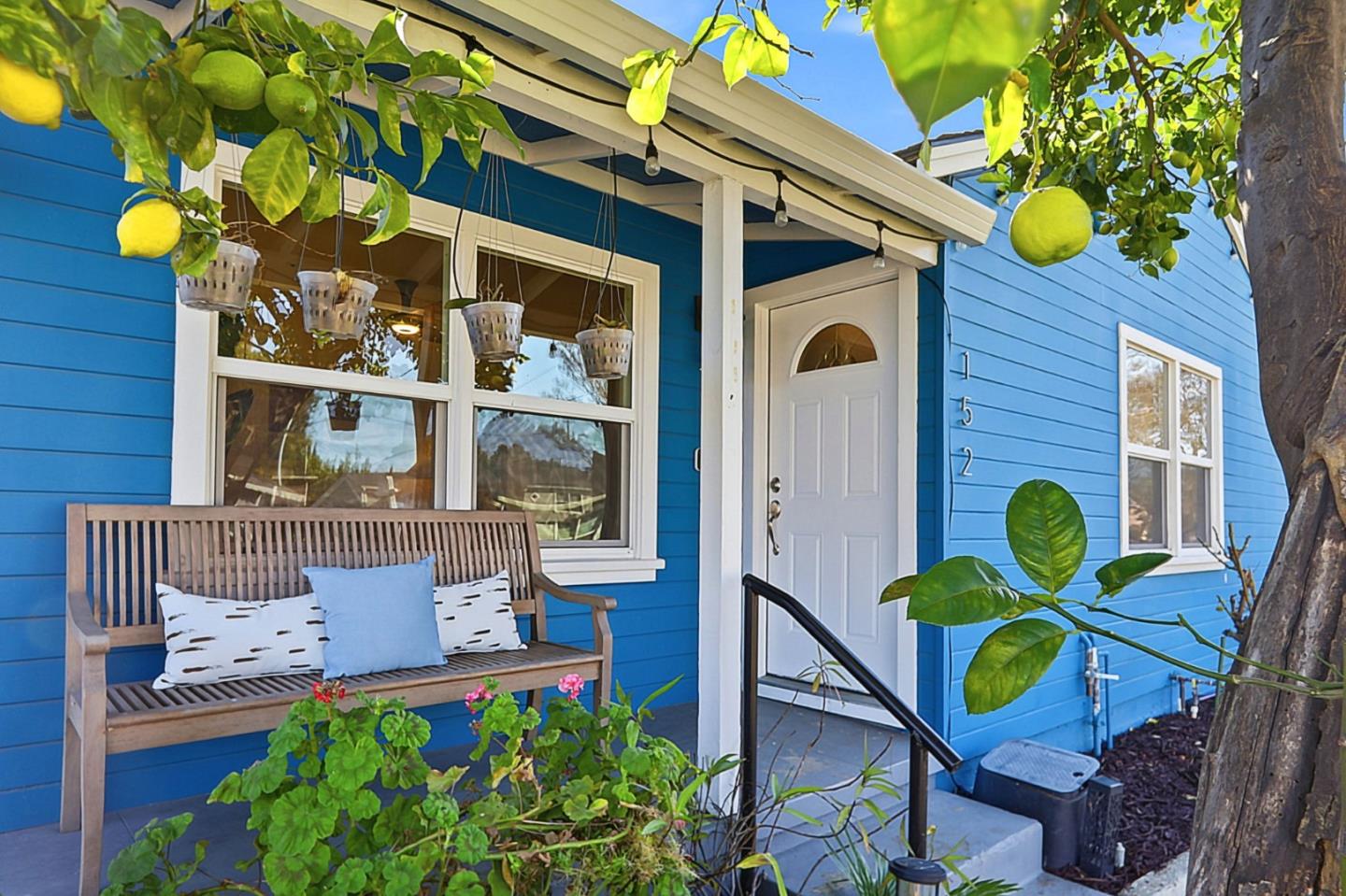 Detail Gallery Image 6 of 53 For 152 Florence St, Sunnyvale,  CA 94086 - 3 Beds | 2 Baths