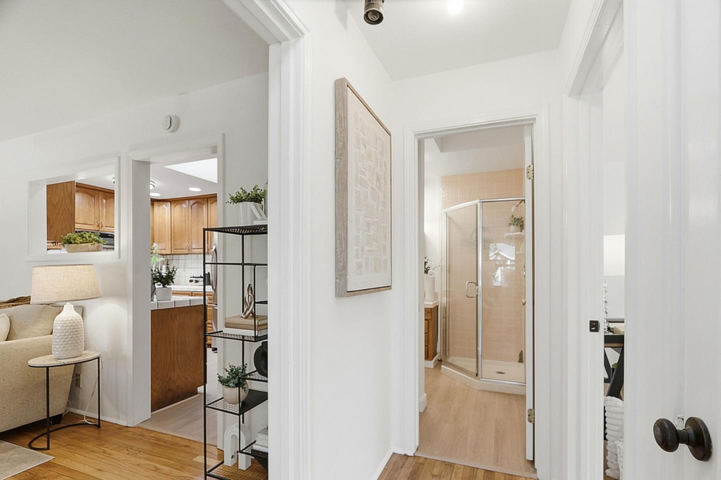 Detail Gallery Image 7 of 53 For 152 Florence St, Sunnyvale,  CA 94086 - 3 Beds | 2 Baths