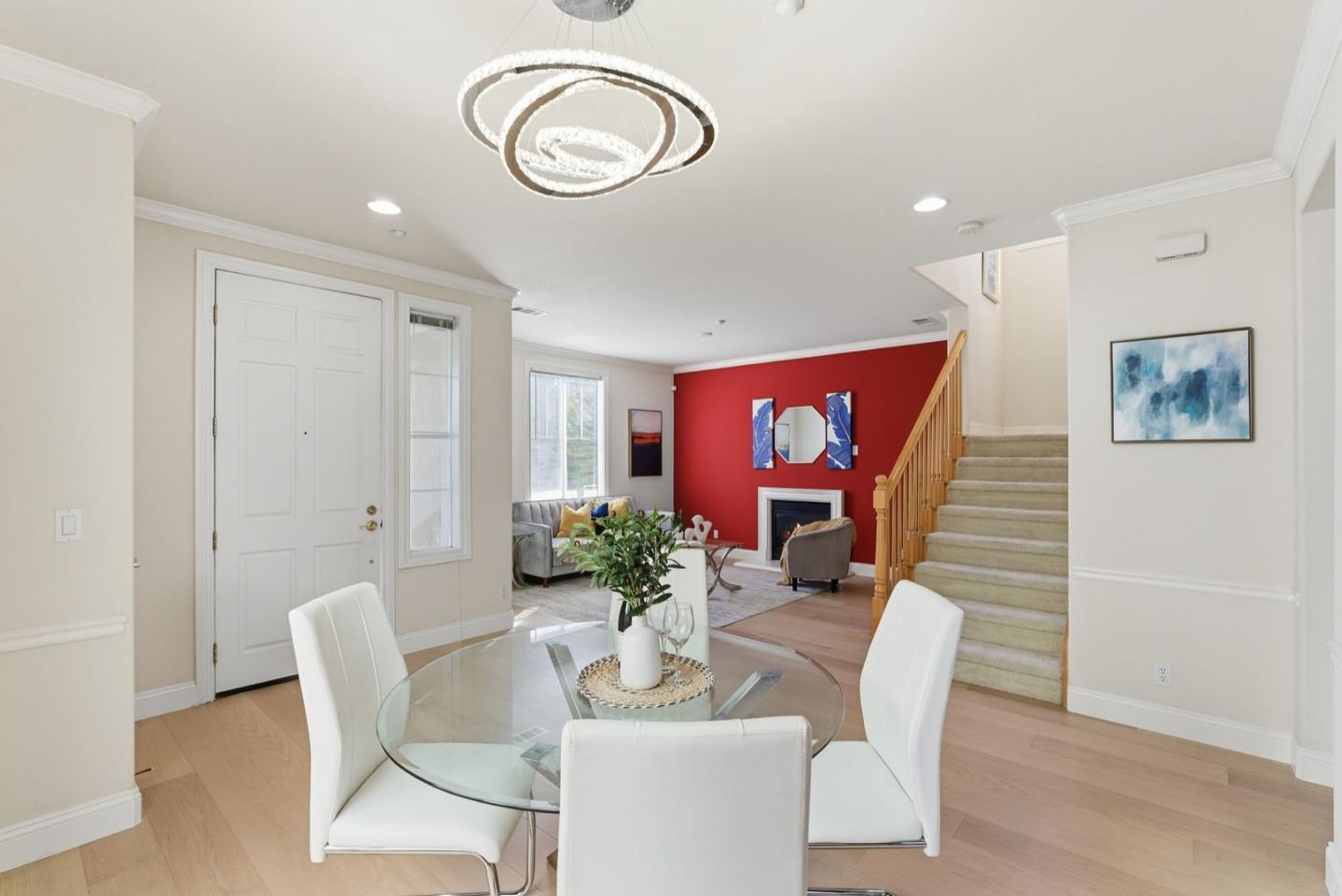 Detail Gallery Image 7 of 34 For 377 S Mary Ave, Sunnyvale,  CA 94086 - 3 Beds | 2/1 Baths