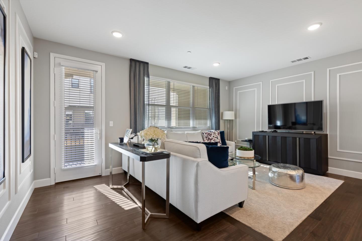 Photo #8: ML82031023 Listing: Photo #8