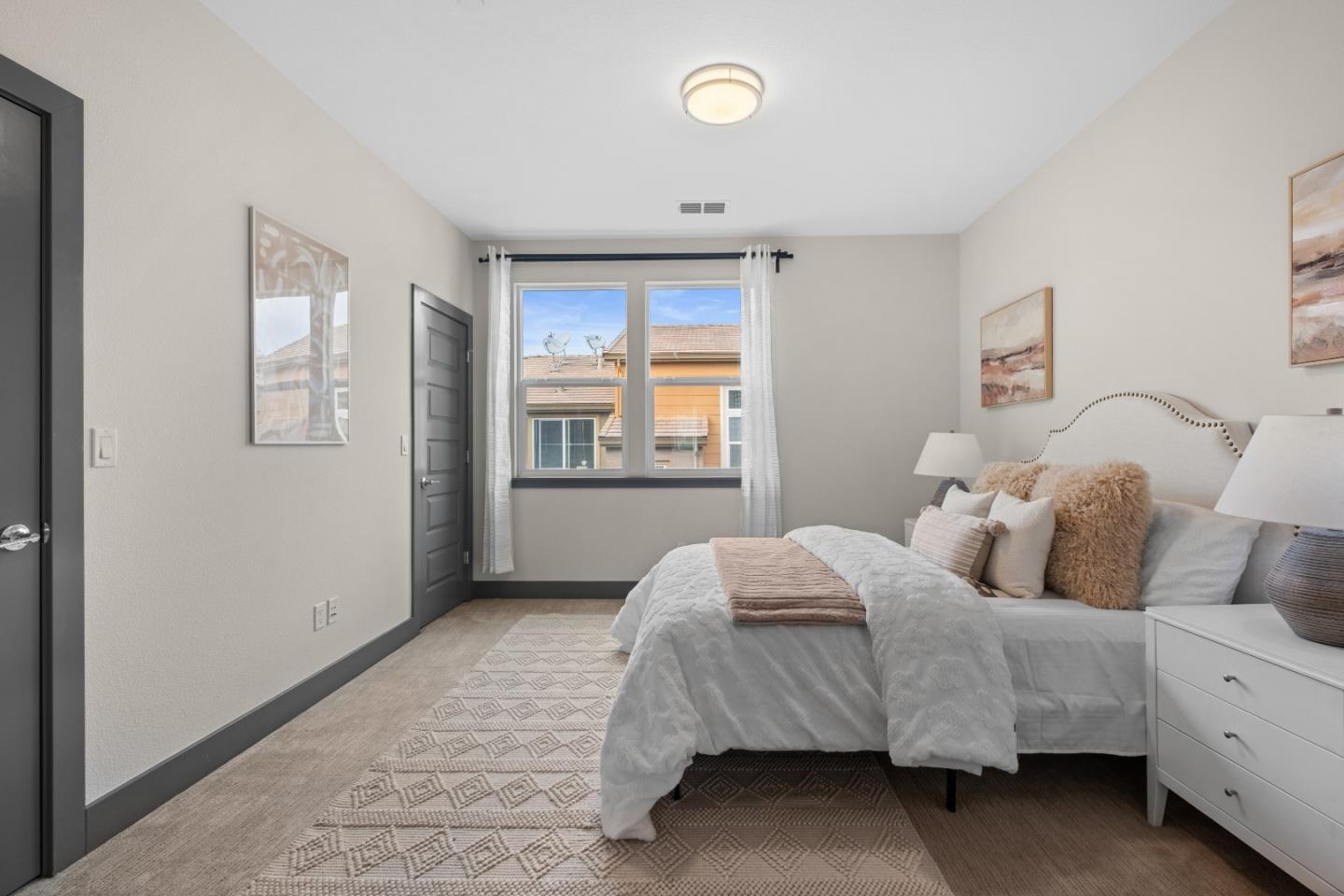 Detail Gallery Image 24 of 69 For 2423 Stearman Ln #2,  San Jose,  CA 95132 - 3 Beds | 3 Baths