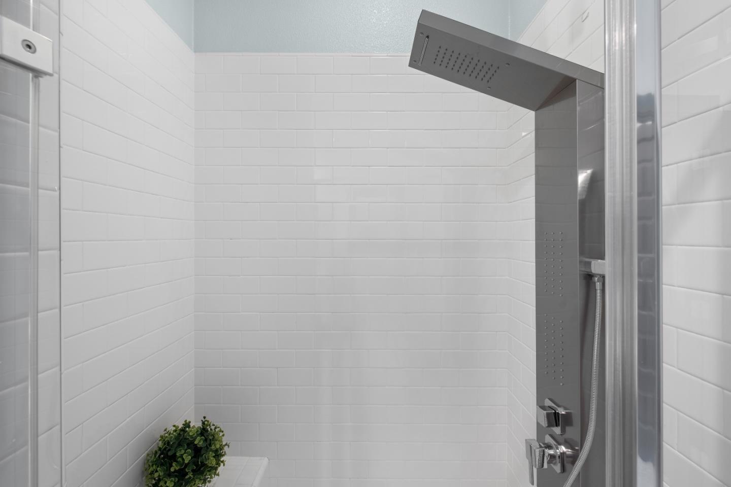 Detail Gallery Image 31 of 69 For 2423 Stearman Ln #2,  San Jose,  CA 95132 - 3 Beds | 3 Baths