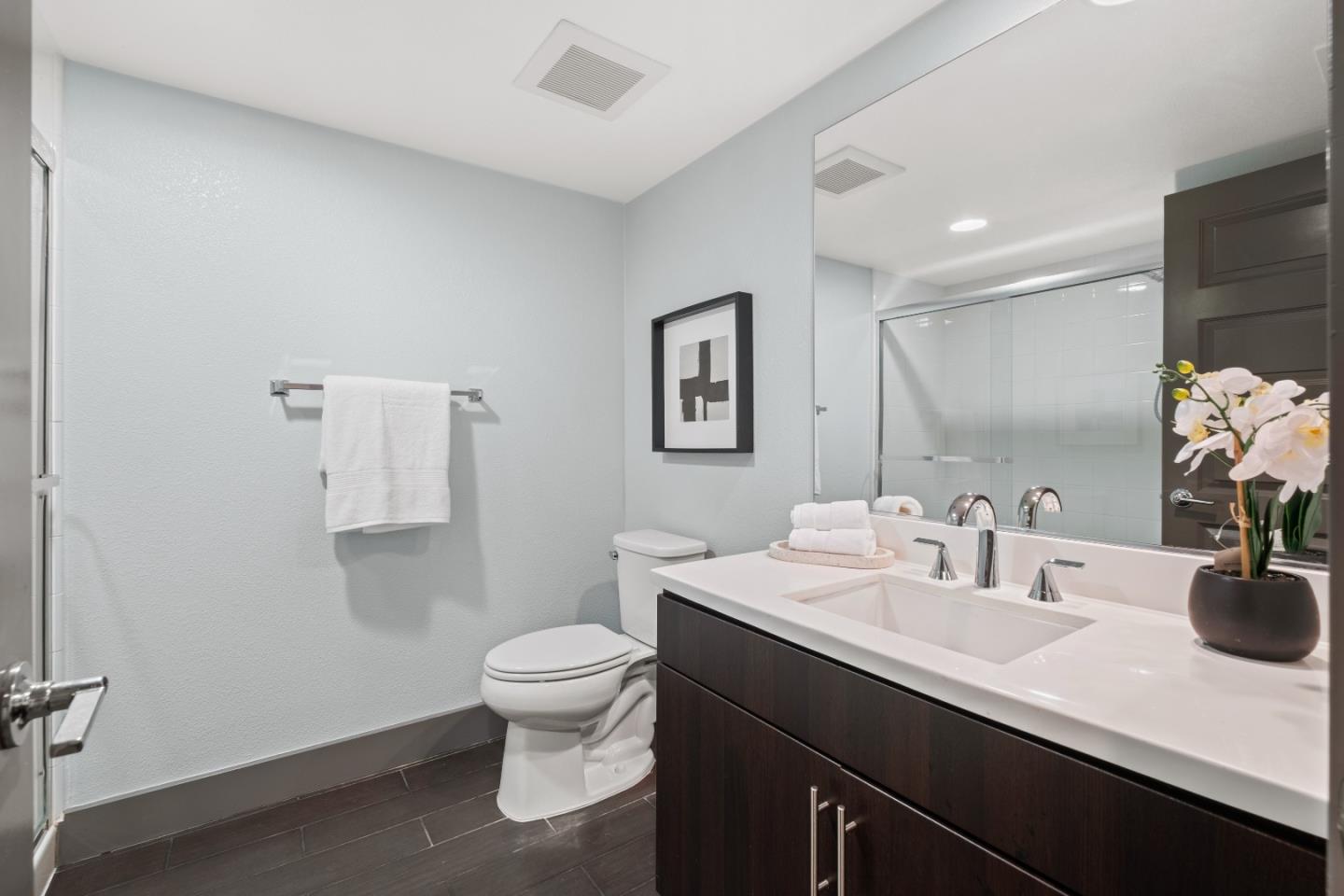 Detail Gallery Image 32 of 69 For 2423 Stearman Ln #2,  San Jose,  CA 95132 - 3 Beds | 3 Baths