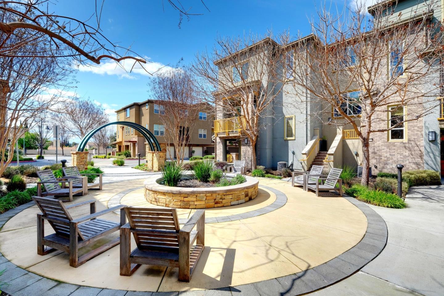 Detail Gallery Image 60 of 69 For 2423 Stearman Ln #2,  San Jose,  CA 95132 - 3 Beds | 3 Baths