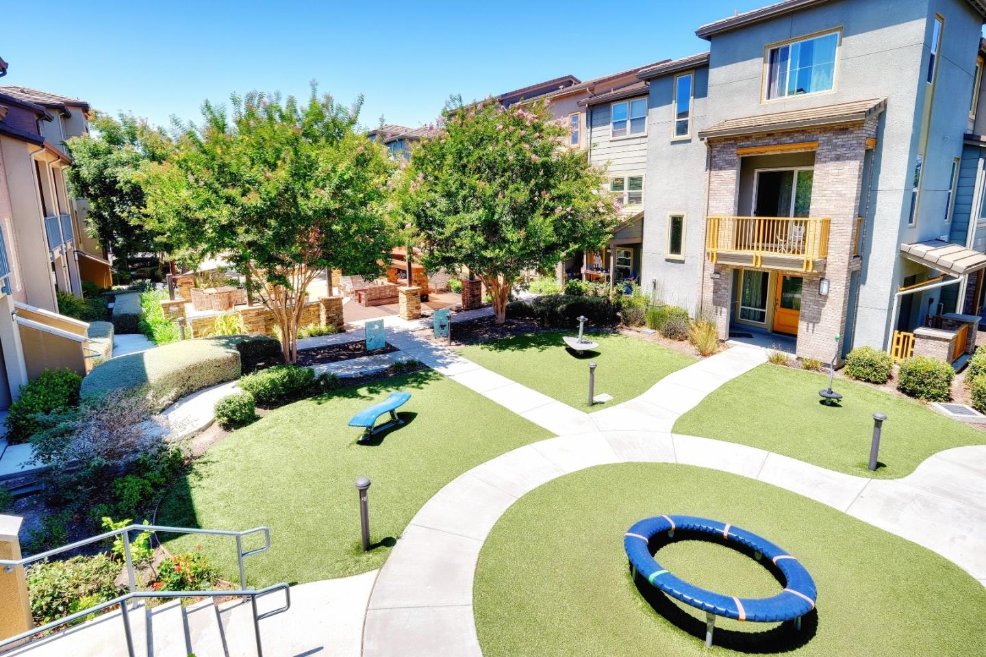 Detail Gallery Image 66 of 69 For 2423 Stearman Ln #2,  San Jose,  CA 95132 - 3 Beds | 3 Baths