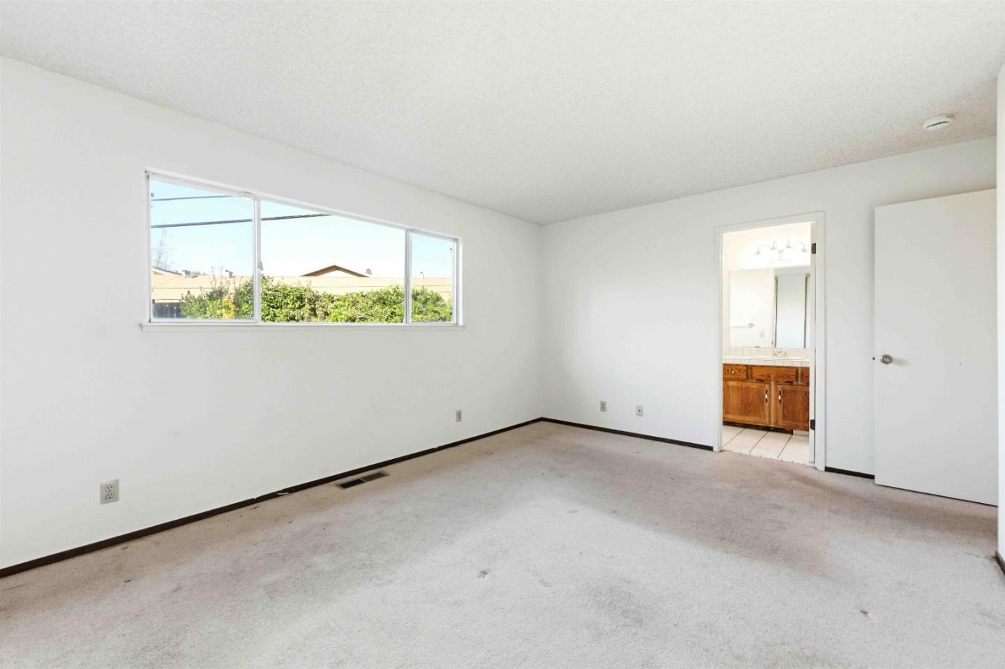 Detail Gallery Image 13 of 20 For 15255 Pratola Ct, Morgan Hill,  CA 95037 - 3 Beds | 2 Baths