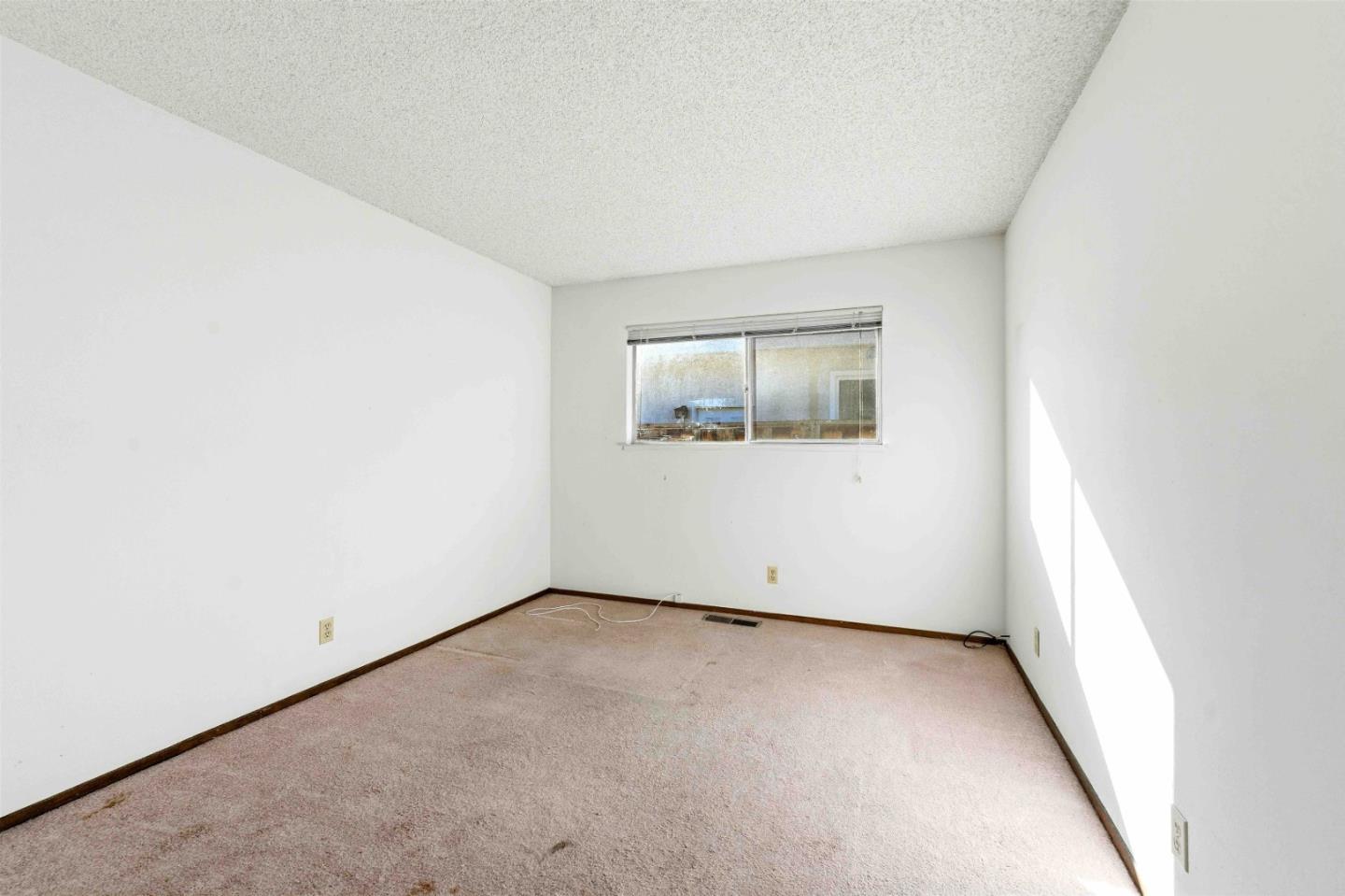 Detail Gallery Image 8 of 20 For 15255 Pratola Ct, Morgan Hill,  CA 95037 - 3 Beds | 2 Baths