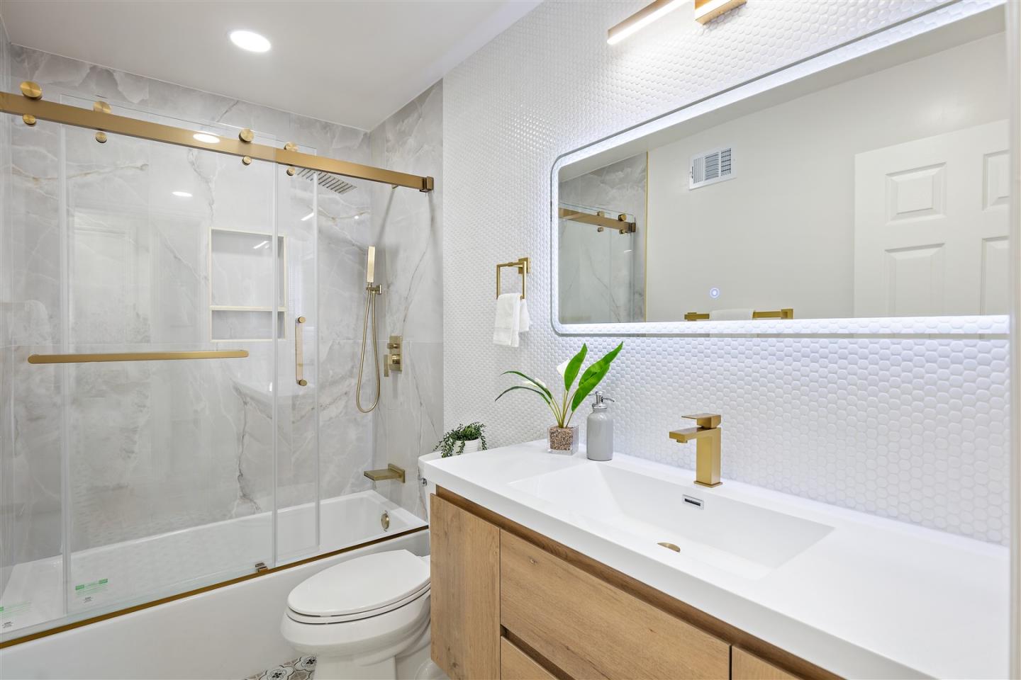 Detail Gallery Image 17 of 32 For 1317 Tourney Dr, San Jose,  CA 95131 - 4 Beds | 2 Baths