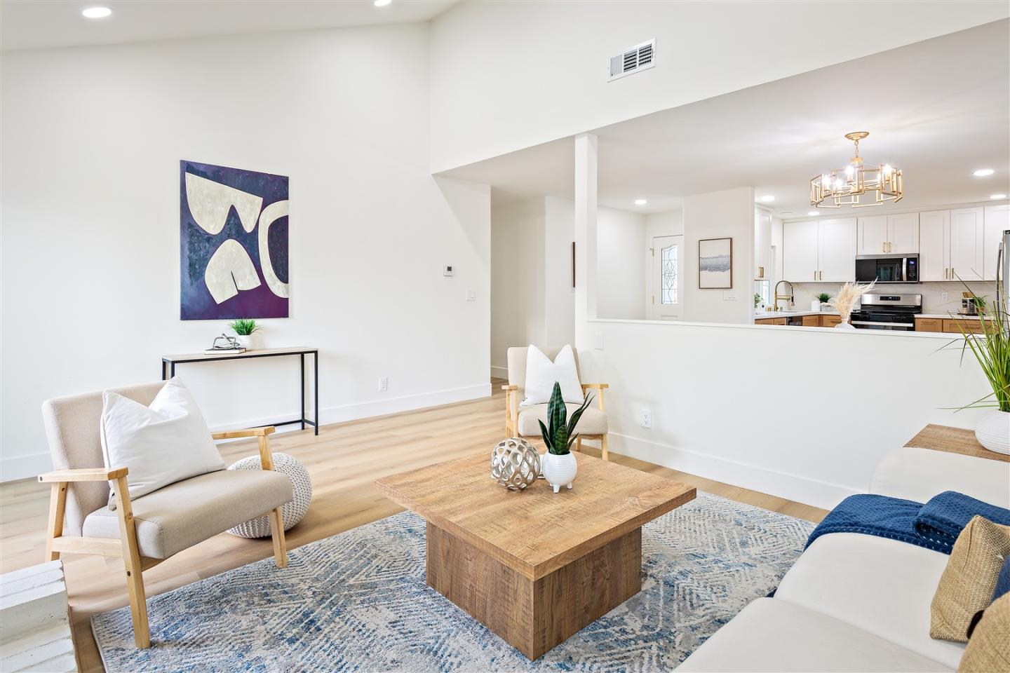 Detail Gallery Image 5 of 32 For 1317 Tourney Dr, San Jose,  CA 95131 - 4 Beds | 2 Baths