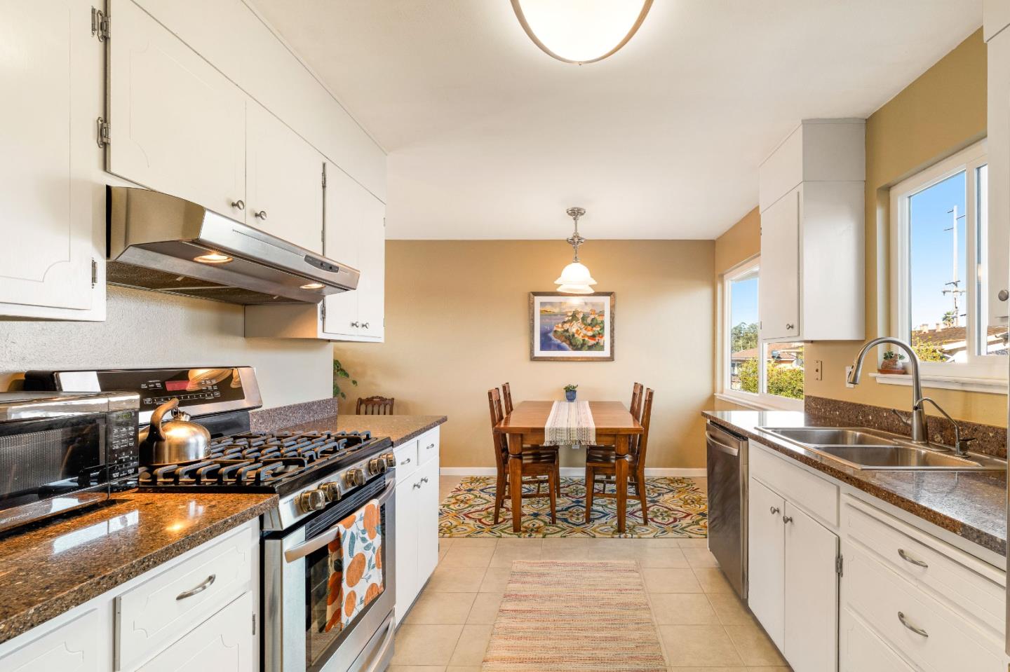 Detail Gallery Image 14 of 40 For 1780 Granada St, Seaside,  CA 93955 - 3 Beds | 2 Baths