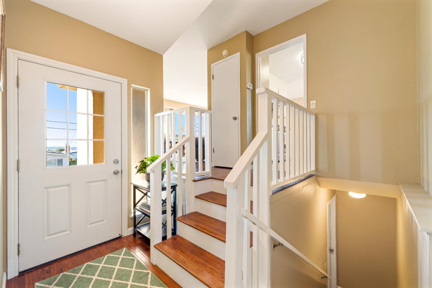 Detail Gallery Image 3 of 40 For 1780 Granada St, Seaside,  CA 93955 - 3 Beds | 2 Baths