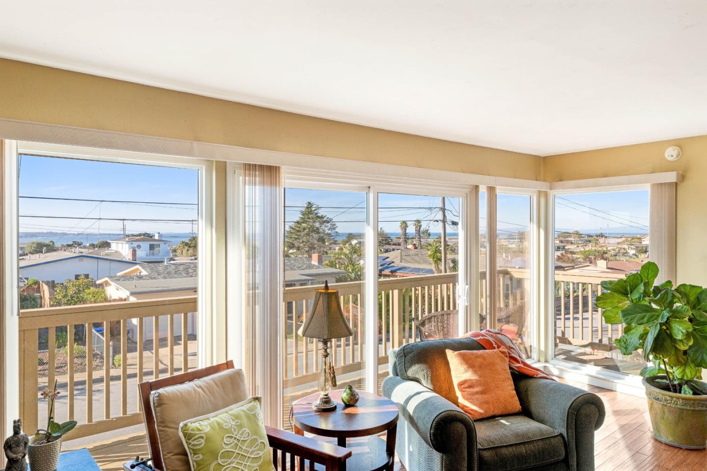 Detail Gallery Image 6 of 40 For 1780 Granada St, Seaside,  CA 93955 - 3 Beds | 2 Baths