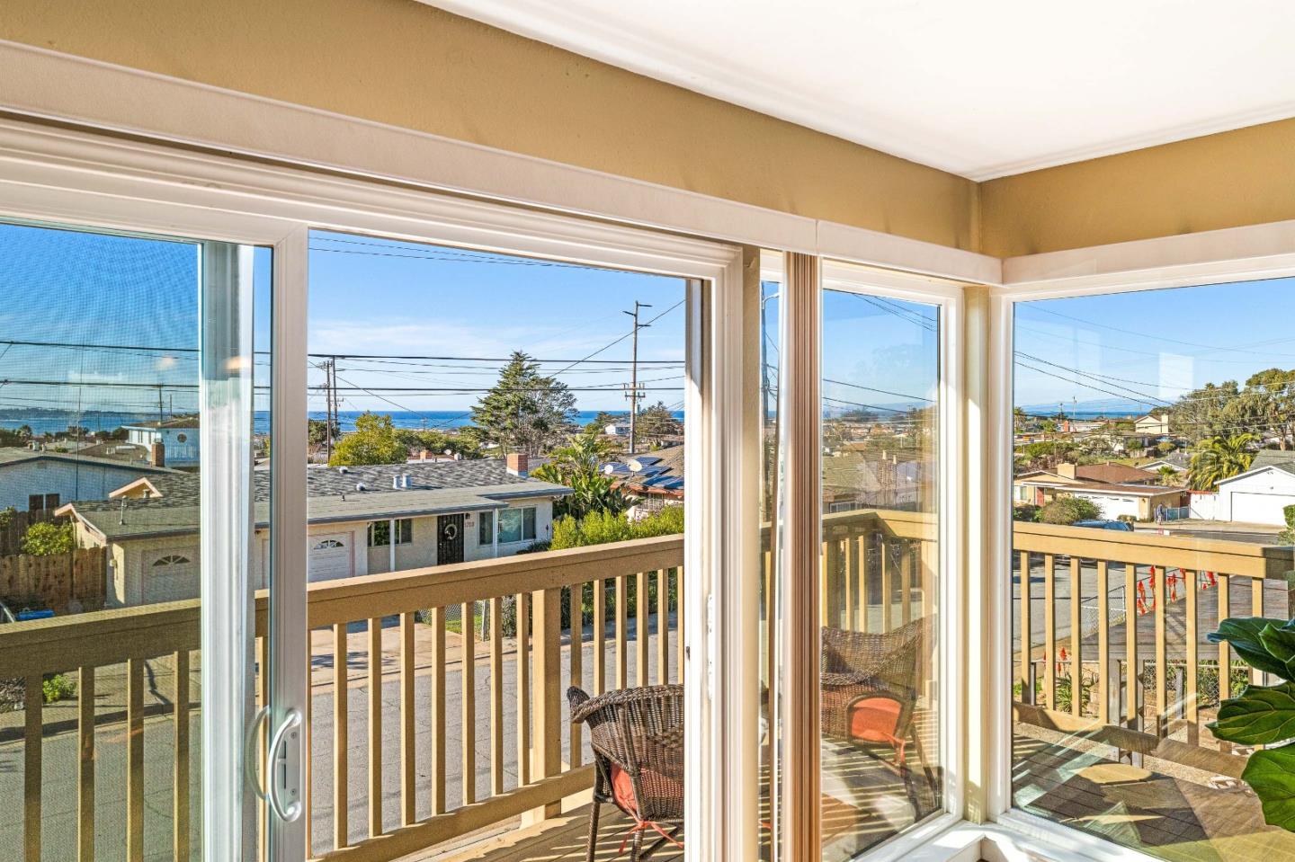 Detail Gallery Image 7 of 40 For 1780 Granada St, Seaside,  CA 93955 - 3 Beds | 2 Baths