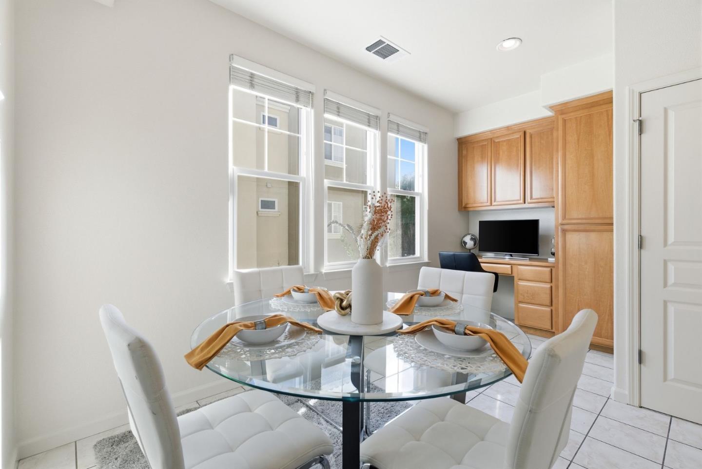 Photo #14: ML82031033 Listing: Photo #14