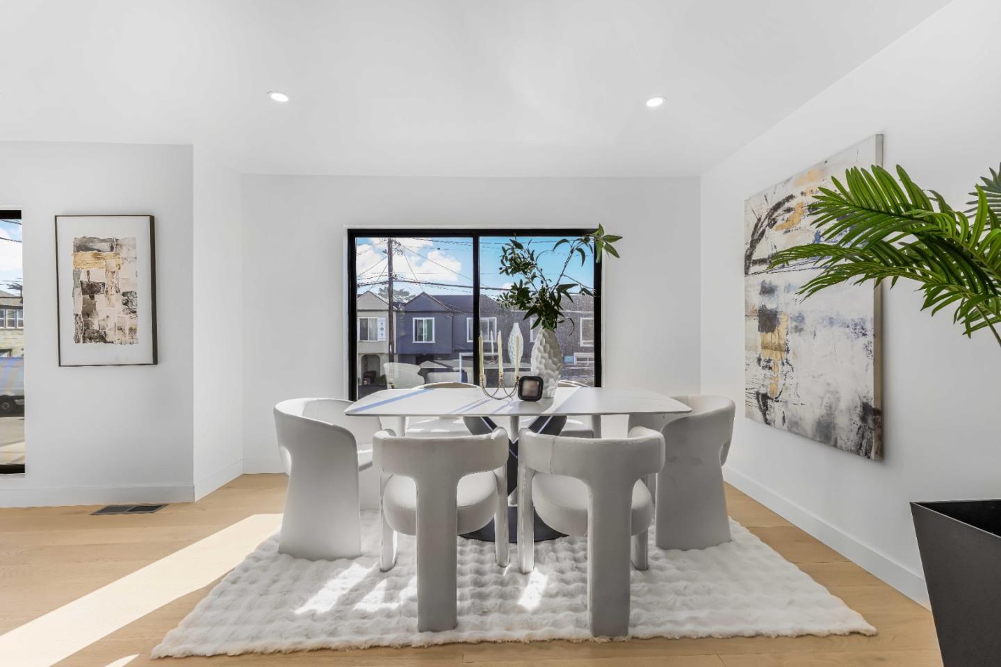 Detail Gallery Image 16 of 34 For 4632 Ulloa St, San Francisco,  CA 94116 - 3 Beds | 2 Baths