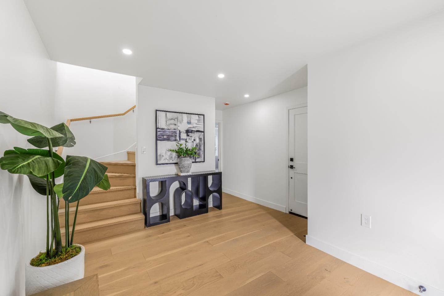 Detail Gallery Image 24 of 34 For 4632 Ulloa St, San Francisco,  CA 94116 - 3 Beds | 2 Baths