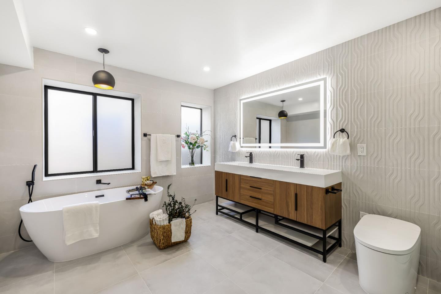 Detail Gallery Image 28 of 34 For 4632 Ulloa St, San Francisco,  CA 94116 - 3 Beds | 2 Baths