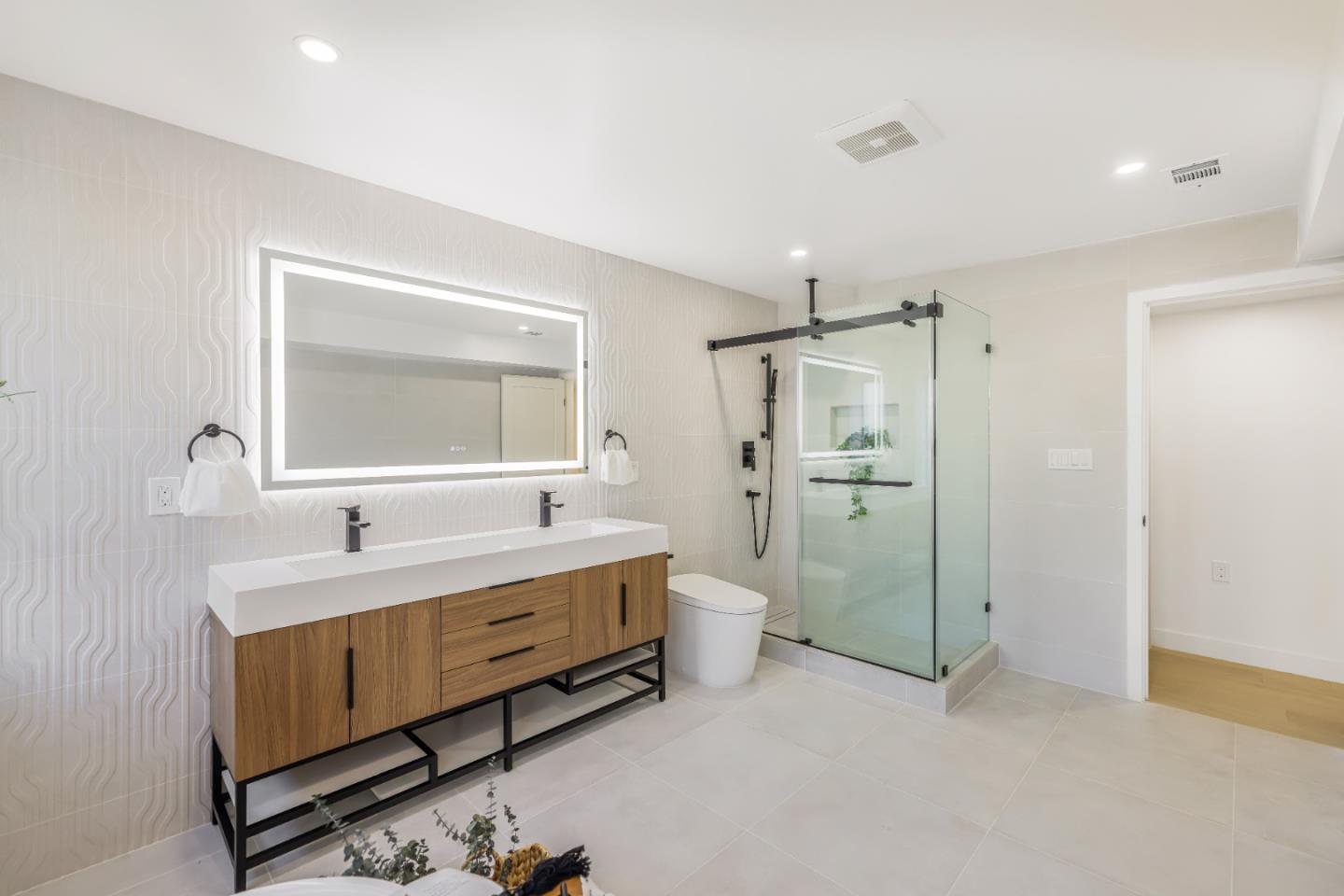 Detail Gallery Image 29 of 34 For 4632 Ulloa St, San Francisco,  CA 94116 - 3 Beds | 2 Baths