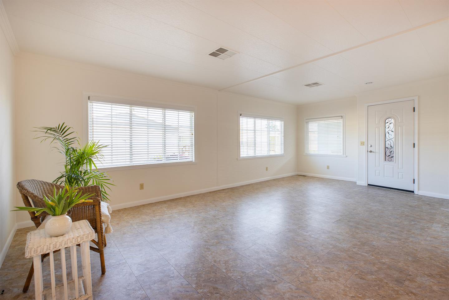 Detail Gallery Image 12 of 32 For 2655 Brommer St #27,  Santa Cruz,  CA 95062 - 2 Beds | 2 Baths