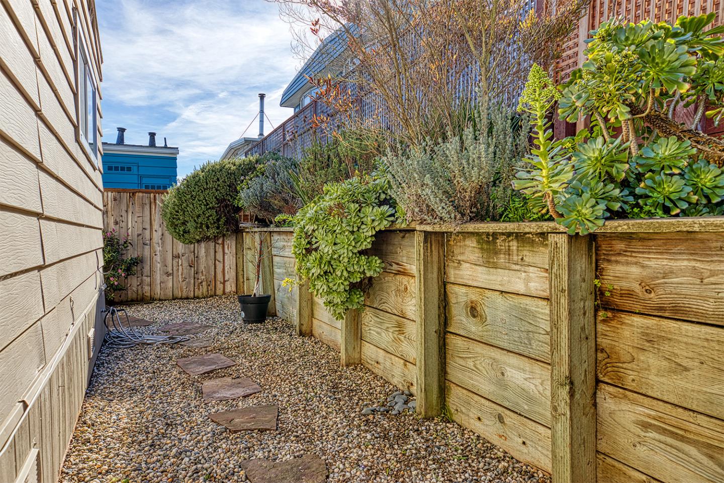 Detail Gallery Image 25 of 32 For 2655 Brommer St #27,  Santa Cruz,  CA 95062 - 2 Beds | 2 Baths