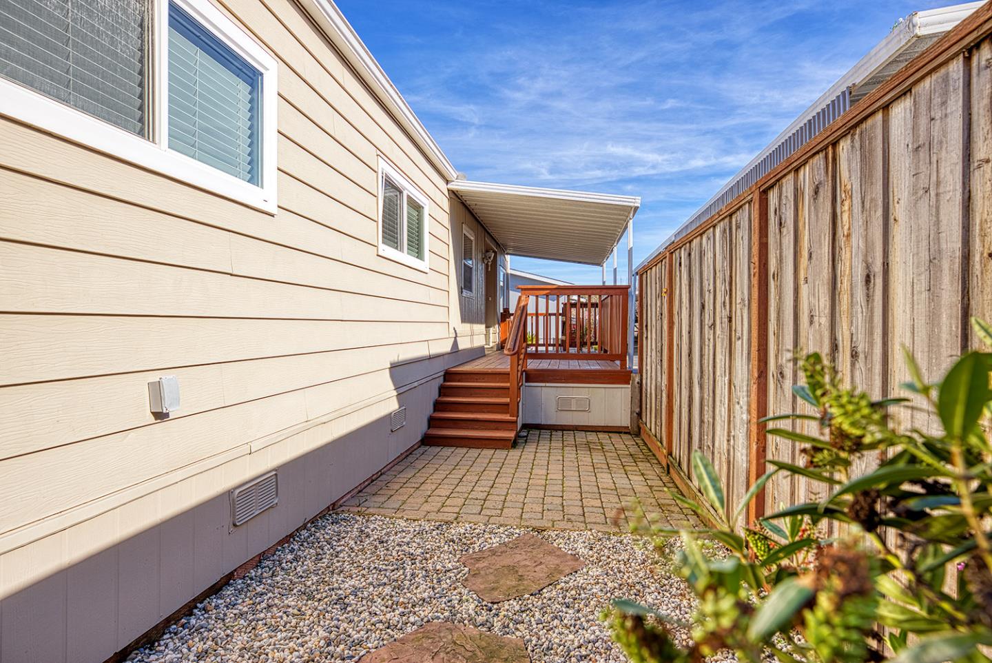 Detail Gallery Image 9 of 32 For 2655 Brommer St #27,  Santa Cruz,  CA 95062 - 2 Beds | 2 Baths