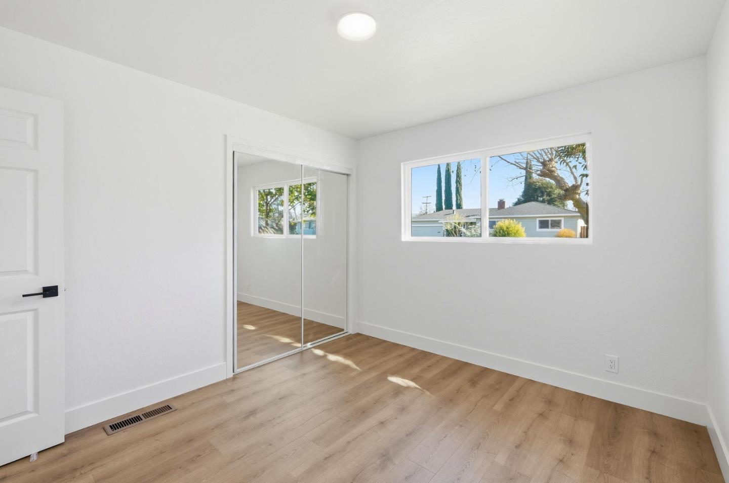 Detail Gallery Image 17 of 41 For 3997 Mulberry Dr, Concord,  CA 94519 - 3 Beds | 2 Baths