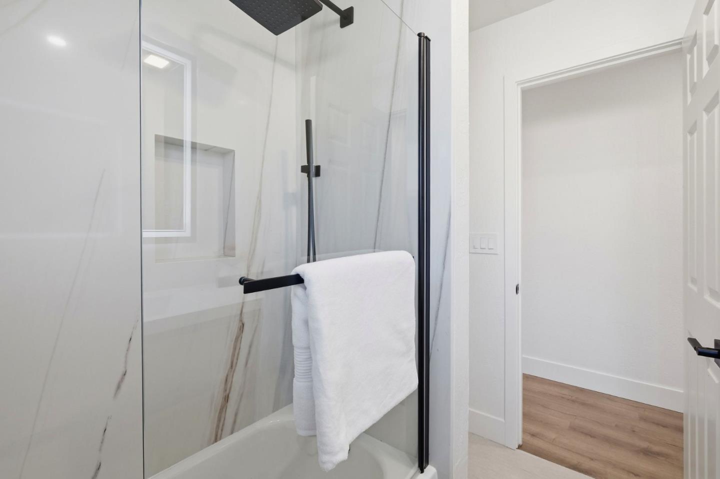 Detail Gallery Image 25 of 41 For 3997 Mulberry Dr, Concord,  CA 94519 - 3 Beds | 2 Baths