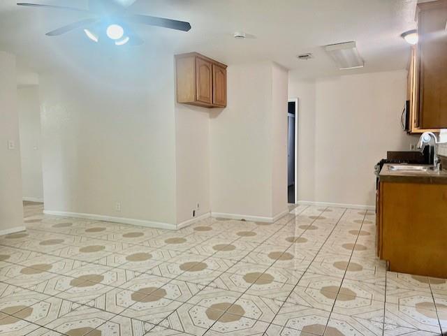 Detail Gallery Image 15 of 33 For 213 Rendon Ave, Stockton,  CA 95205 - 3 Beds | 1 Baths