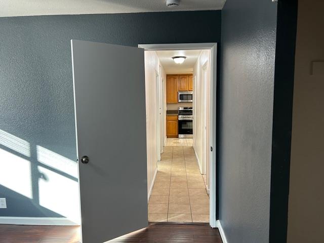 Detail Gallery Image 6 of 33 For 213 Rendon Ave, Stockton,  CA 95205 - 3 Beds | 1 Baths