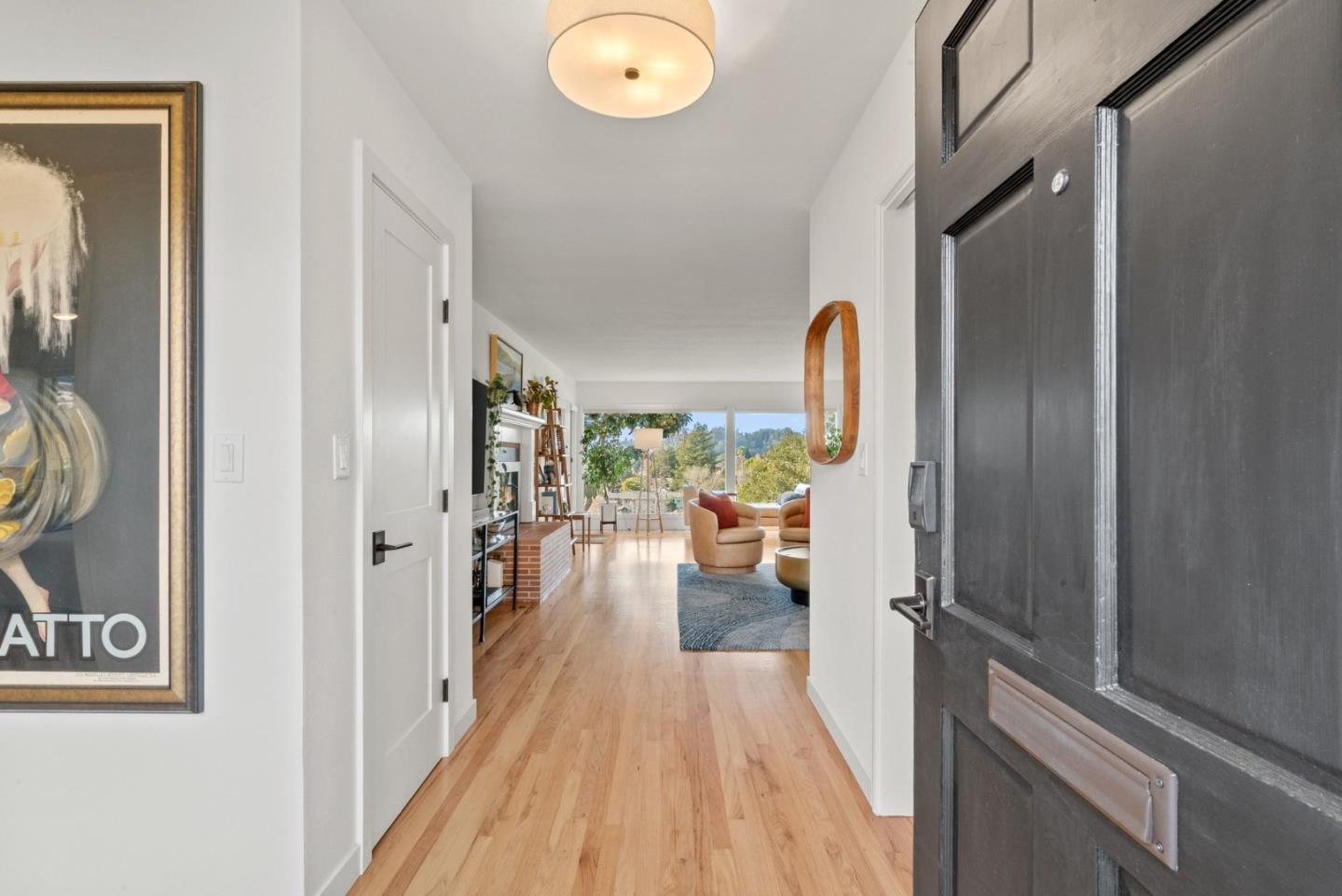 Detail Gallery Image 11 of 47 For 158 Belvedere Ter, Santa Cruz,  CA 95062 - 2 Beds | 2 Baths