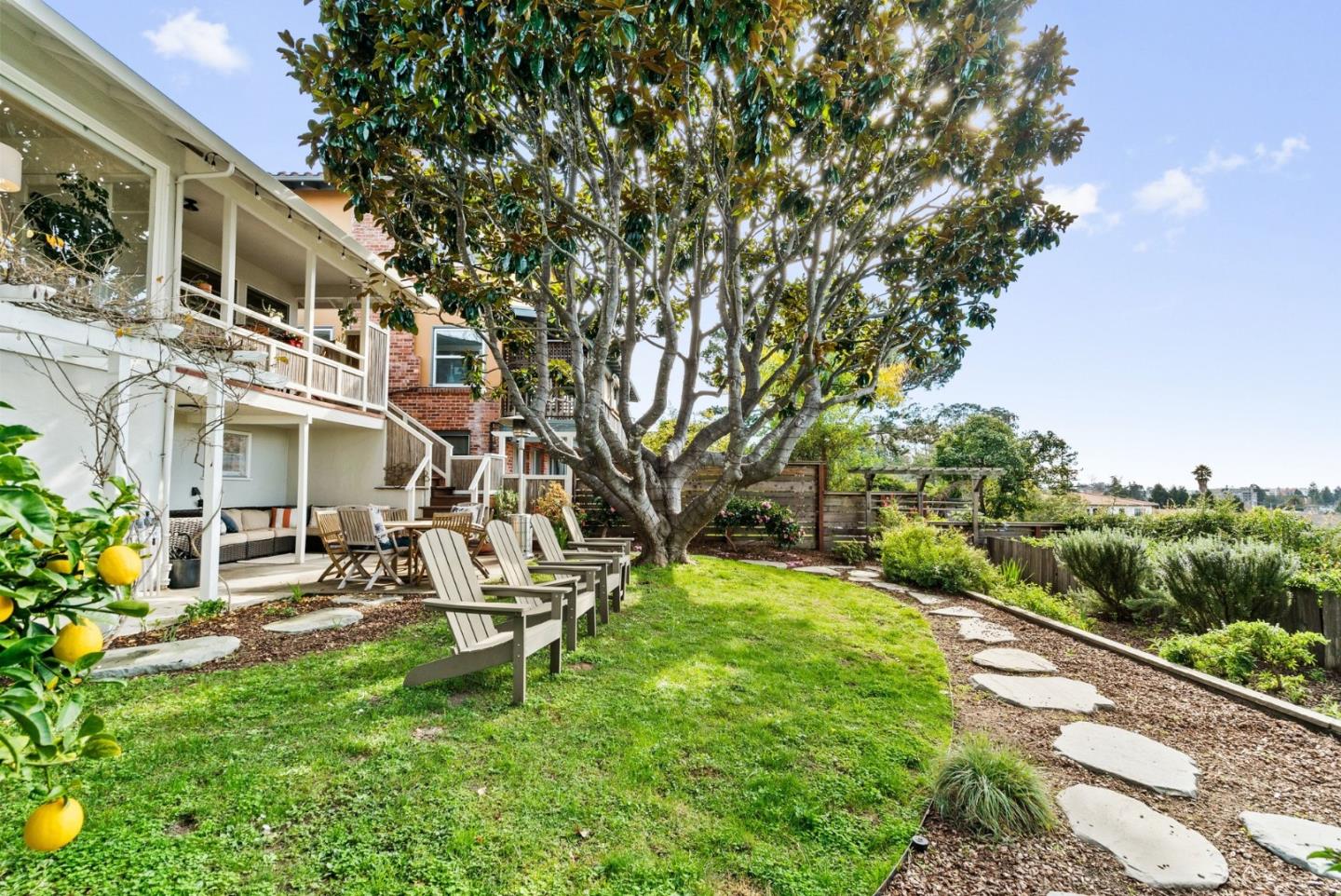 Detail Gallery Image 41 of 47 For 158 Belvedere Ter, Santa Cruz,  CA 95062 - 2 Beds | 2 Baths