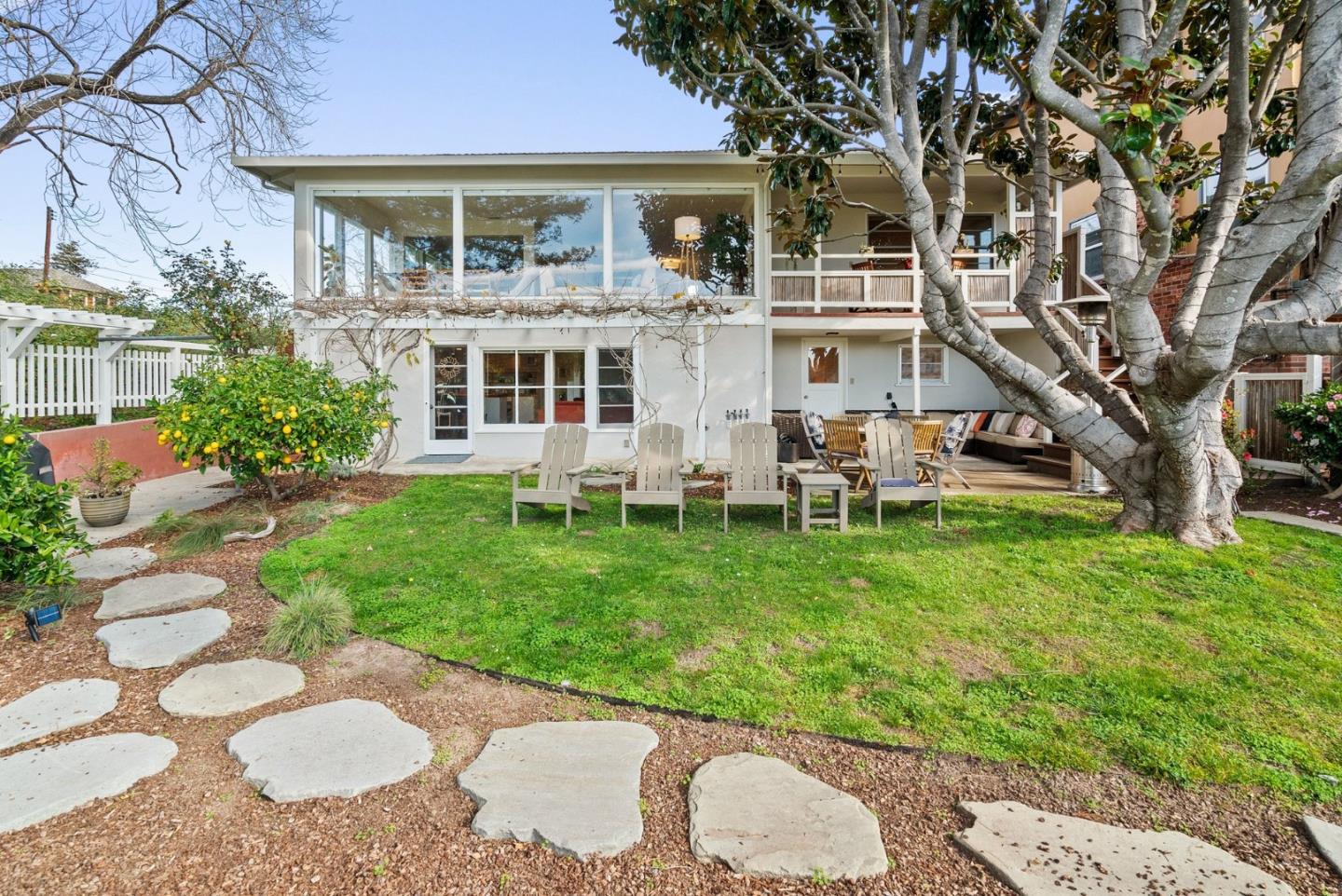 Detail Gallery Image 43 of 47 For 158 Belvedere Ter, Santa Cruz,  CA 95062 - 2 Beds | 2 Baths