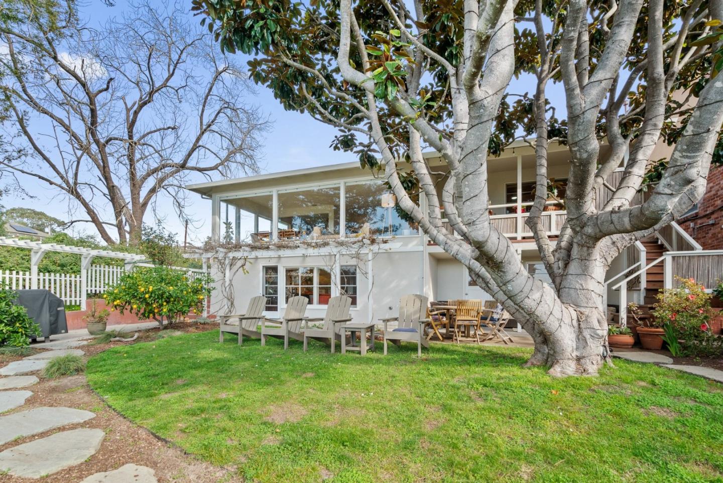 Detail Gallery Image 44 of 47 For 158 Belvedere Ter, Santa Cruz,  CA 95062 - 2 Beds | 2 Baths