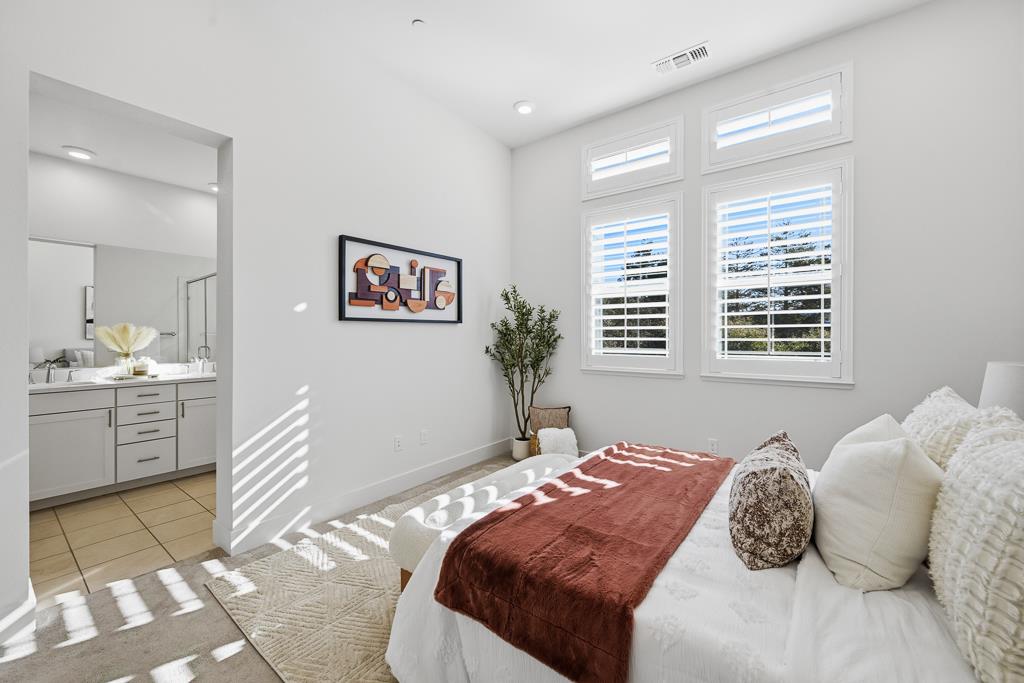 Photo #17: ML82031046 Listing: Photo #17