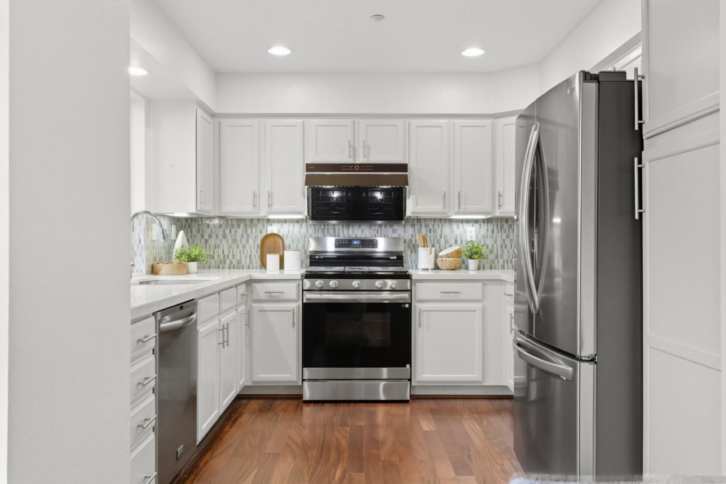 Photo #18: ML82031050 Listing: Photo #18