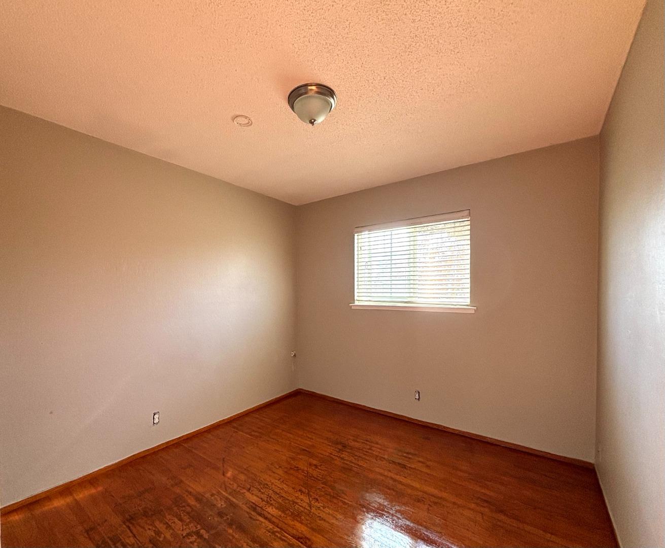 Detail Gallery Image 21 of 31 For 244 Beegum Way, San Jose,  CA 95123 - 3 Beds | 2/1 Baths