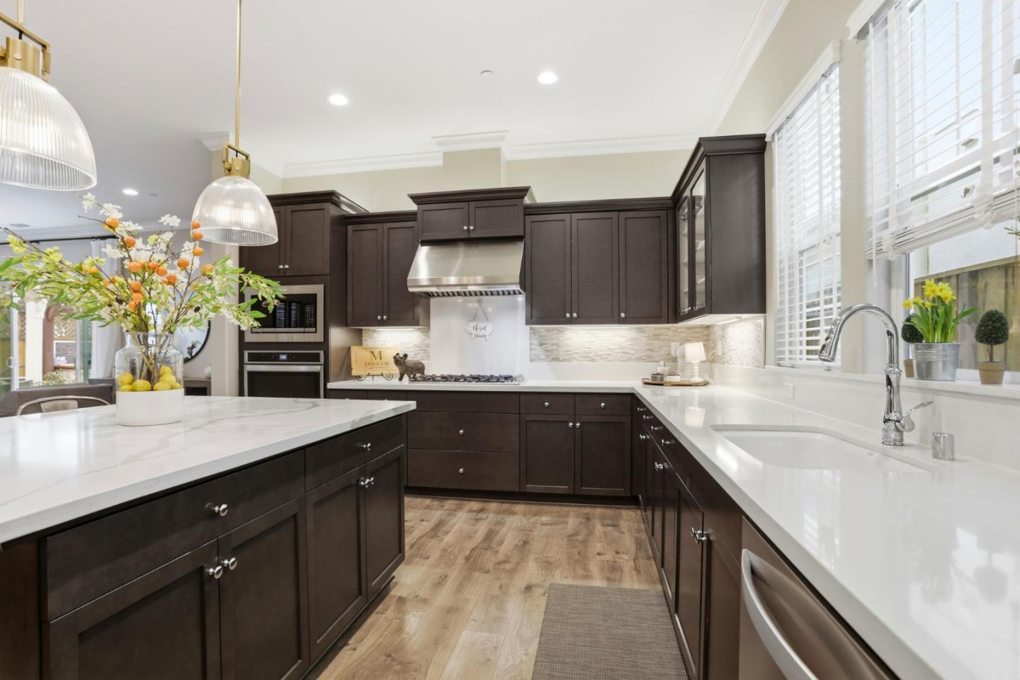 Detail Gallery Image 13 of 35 For 2951 Abrams Dr, Marina,  CA 93933 - 3 Beds | 3 Baths