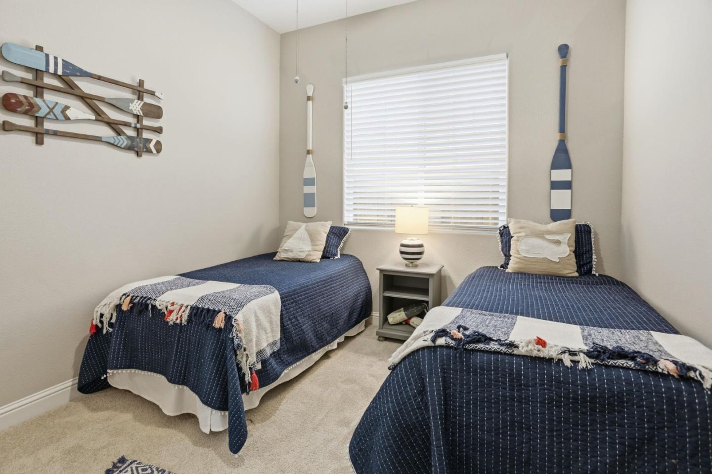 Detail Gallery Image 23 of 35 For 2951 Abrams Dr, Marina,  CA 93933 - 3 Beds | 3 Baths