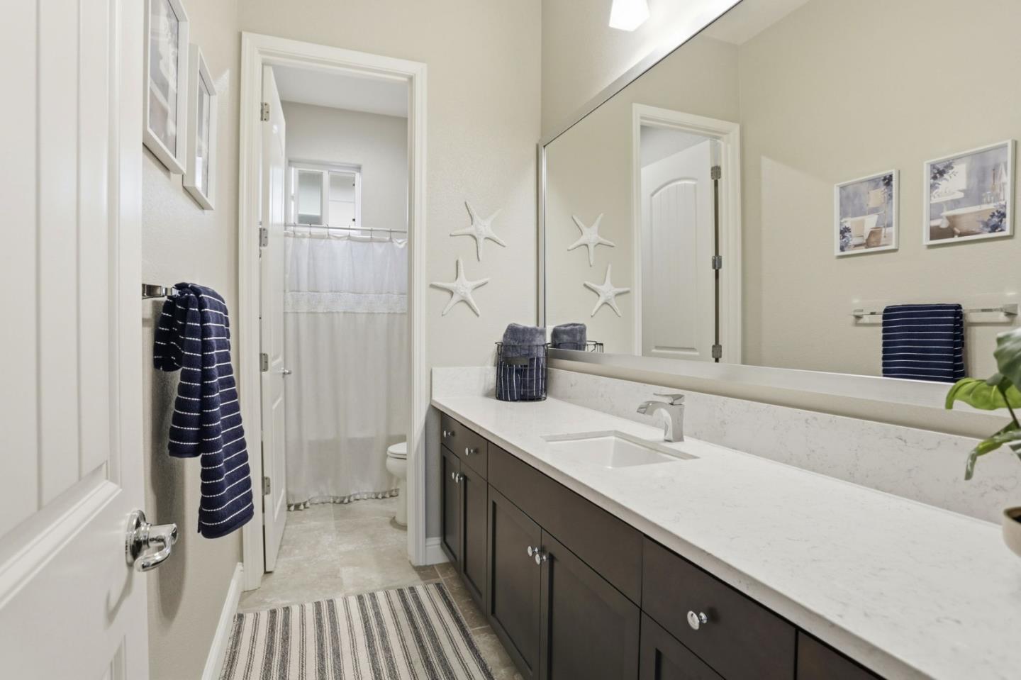 Detail Gallery Image 24 of 35 For 2951 Abrams Dr, Marina,  CA 93933 - 3 Beds | 3 Baths