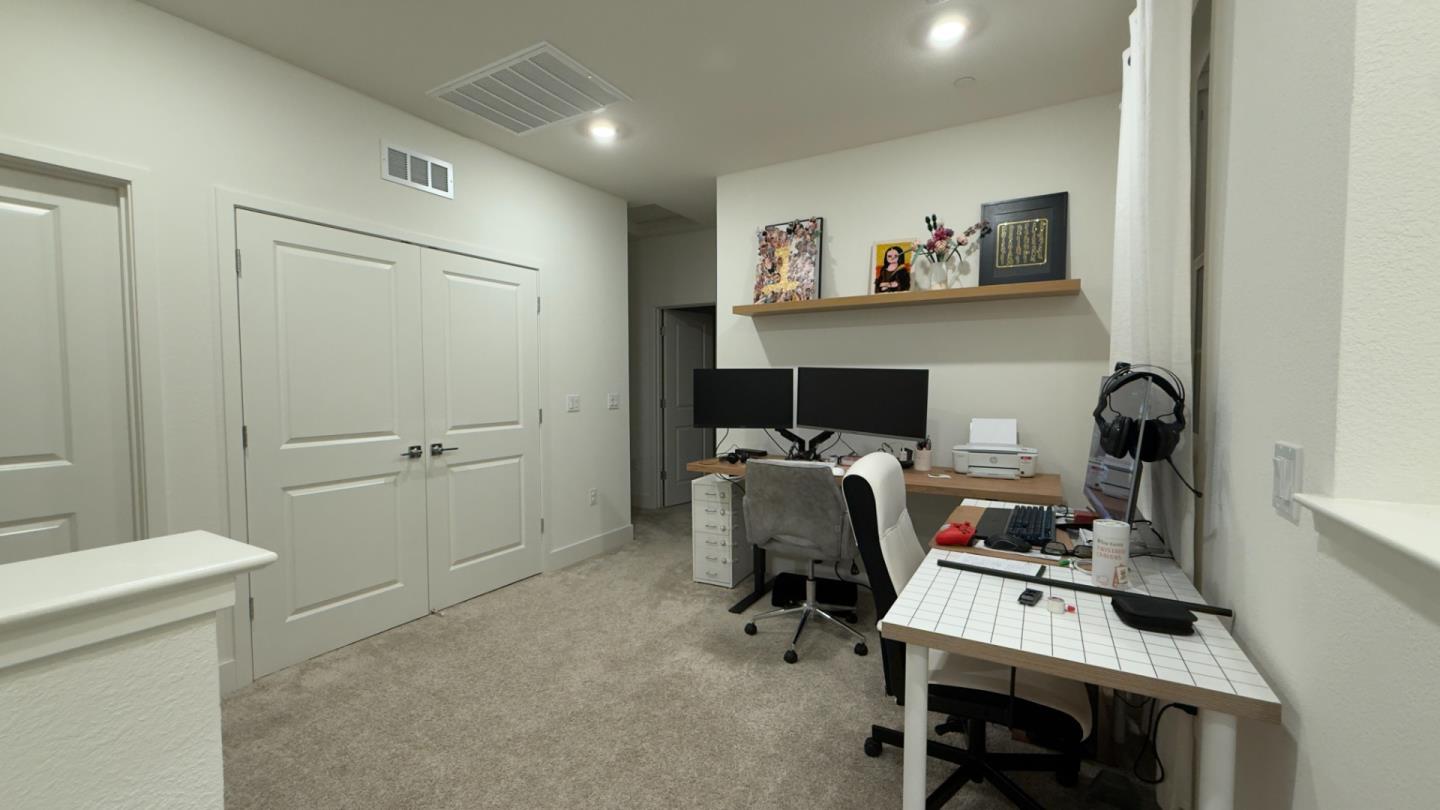 Detail Gallery Image 13 of 20 For 3252 Hayduke St, Manteca,  CA 95337 - 3 Beds | 2/1 Baths