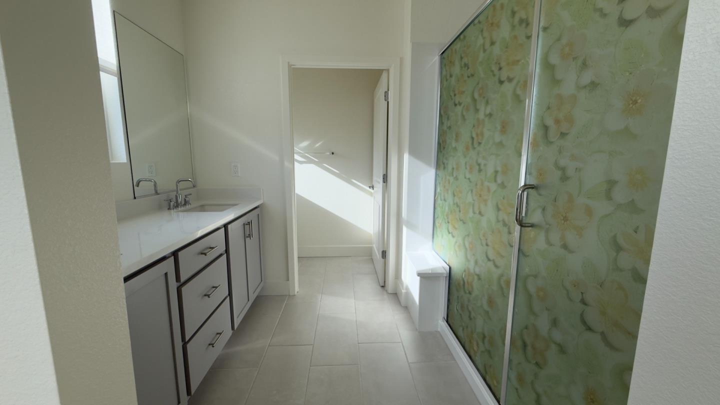 Detail Gallery Image 8 of 20 For 3252 Hayduke St, Manteca,  CA 95337 - 3 Beds | 2/1 Baths