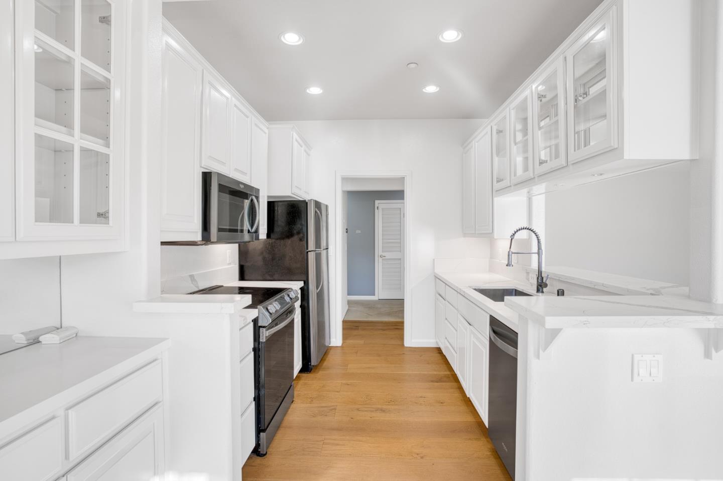 Photo #16: ML82031056 Listing: Photo #16