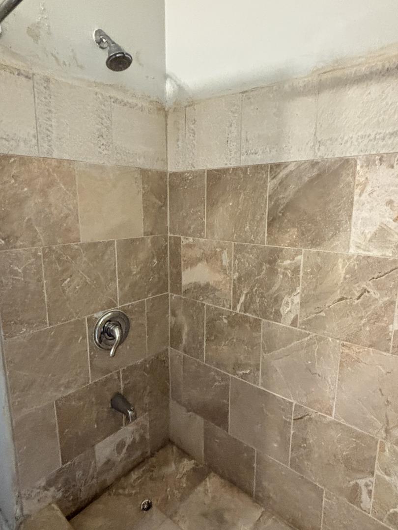 Detail Gallery Image 21 of 24 For 102 Oak St, Modesto,  CA 95351 - – Beds | – Baths