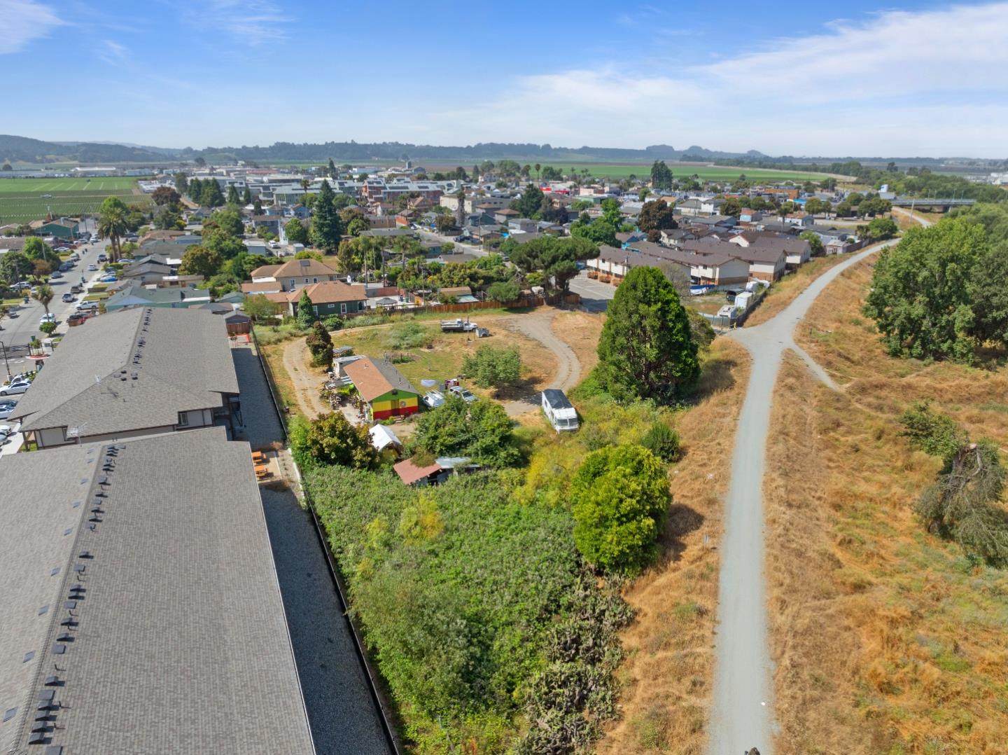 Detail Gallery Image 9 of 13 For 124 Gonda St, Royal Oaks,  CA 95076 - – Beds | – Baths