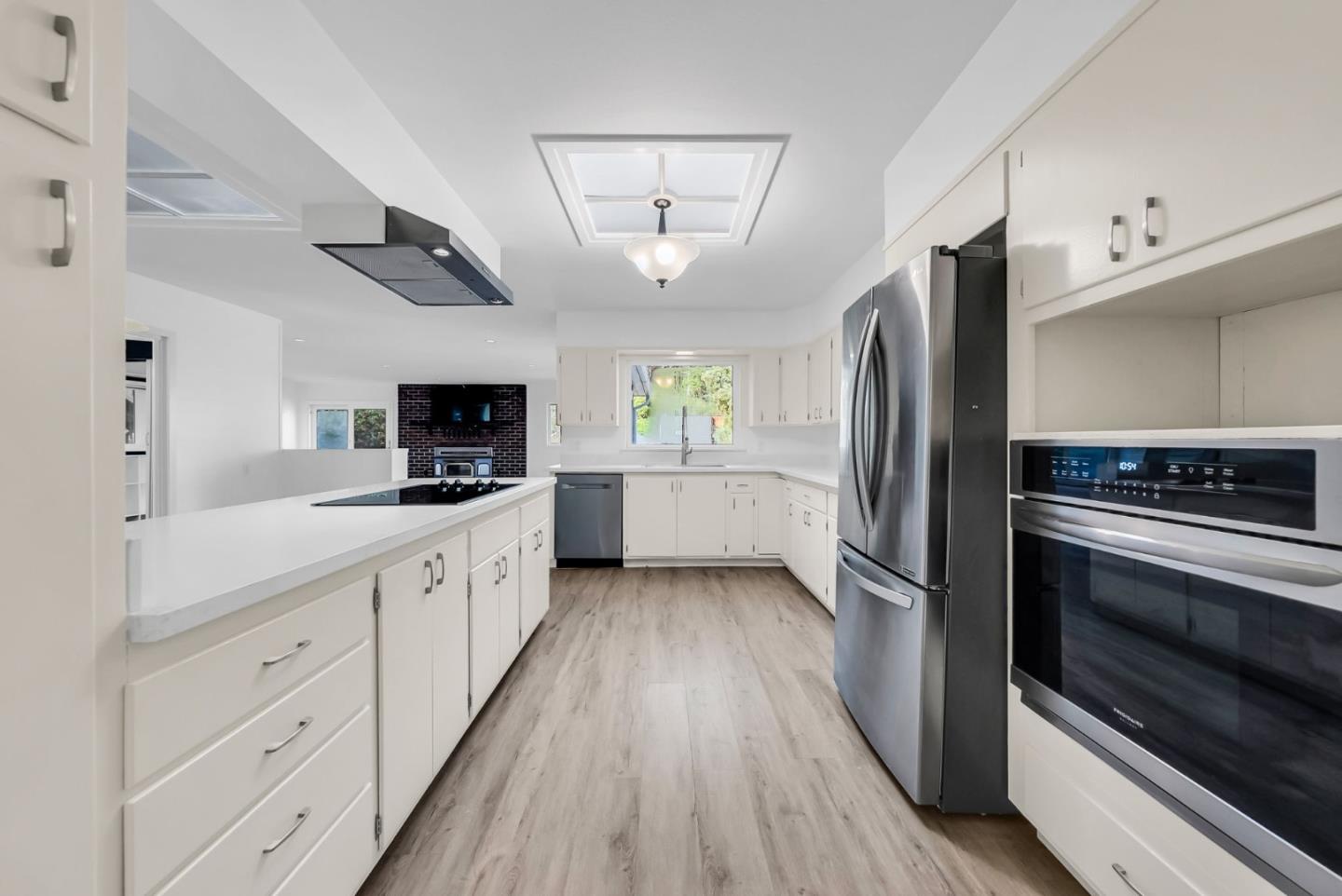 Detail Gallery Image 21 of 61 For 280 Angelita Ave, Pacifica,  CA 94044 - 3 Beds | 3 Baths