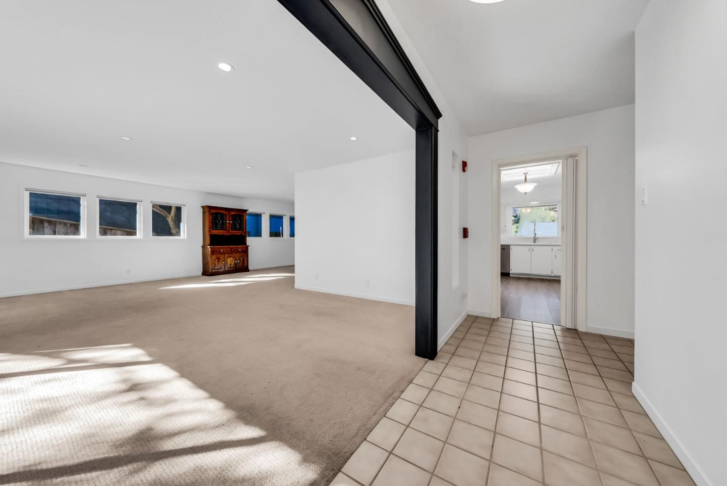 Detail Gallery Image 5 of 61 For 280 Angelita Ave, Pacifica,  CA 94044 - 3 Beds | 3 Baths