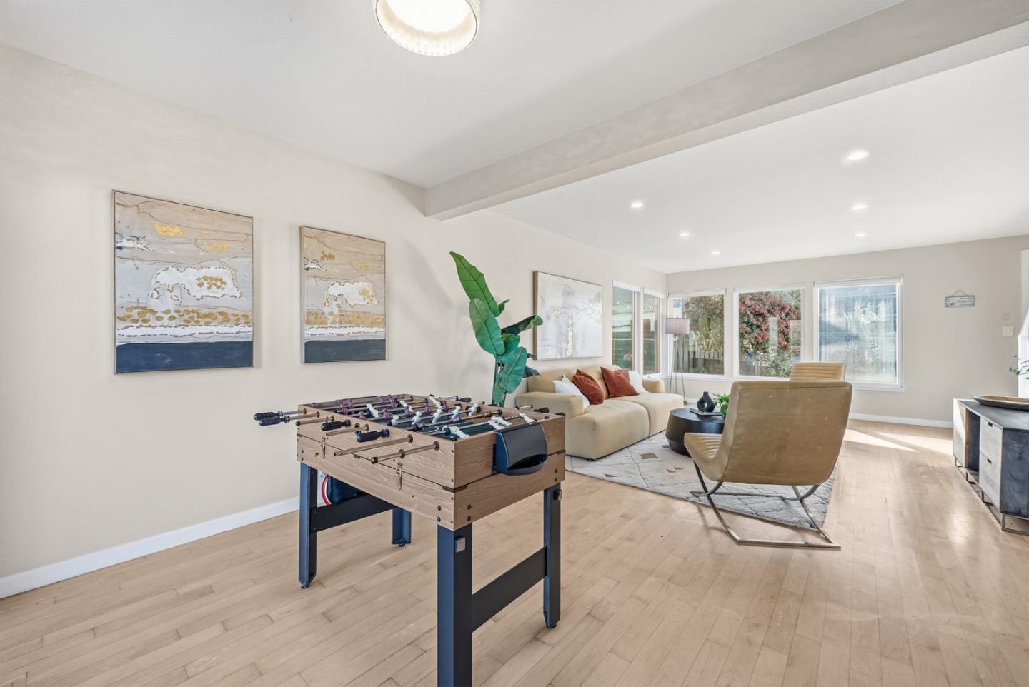 Detail Gallery Image 10 of 51 For 63 Kathleen Ct, Pacifica,  CA 94044 - 4 Beds | 3/1 Baths