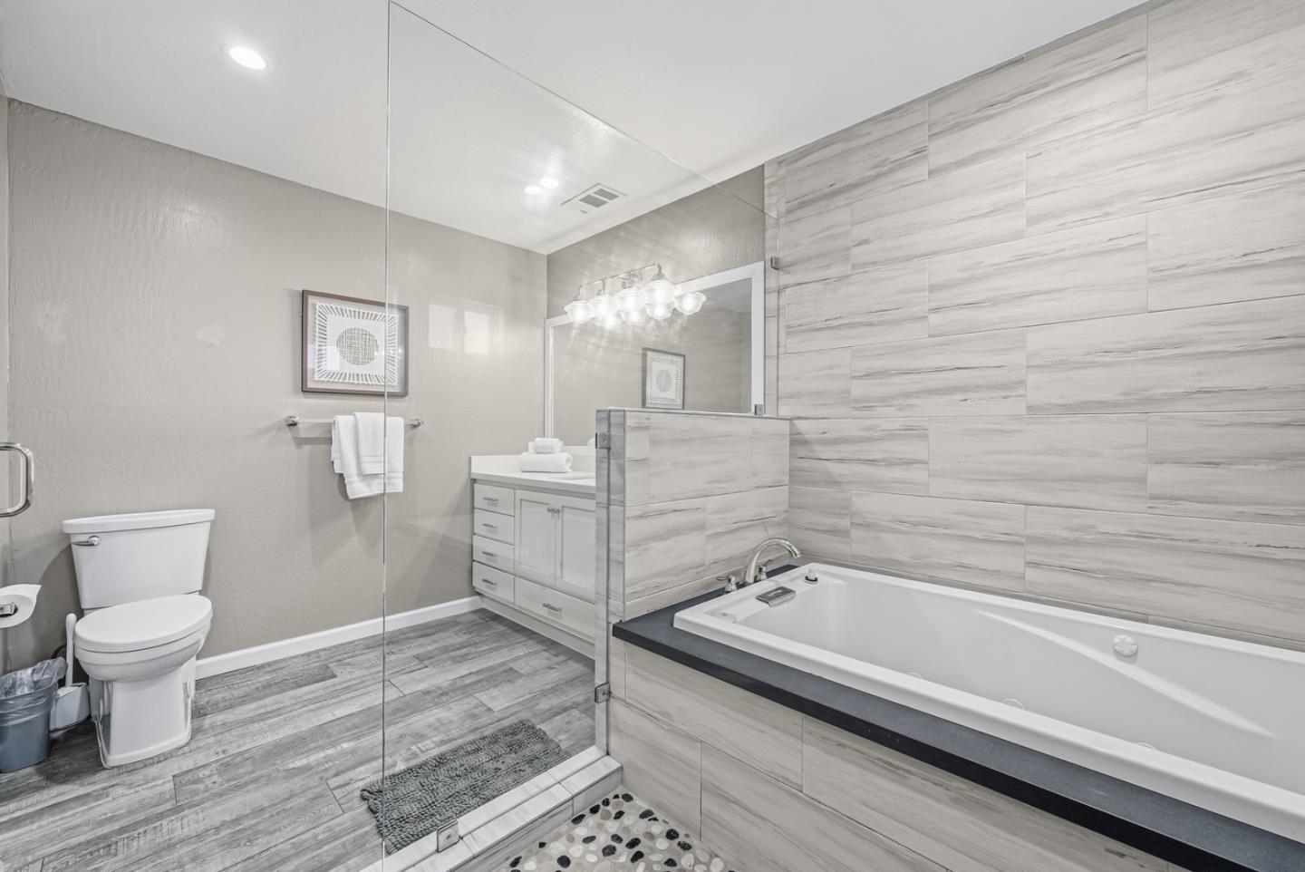 Detail Gallery Image 30 of 51 For 63 Kathleen Ct, Pacifica,  CA 94044 - 4 Beds | 3/1 Baths