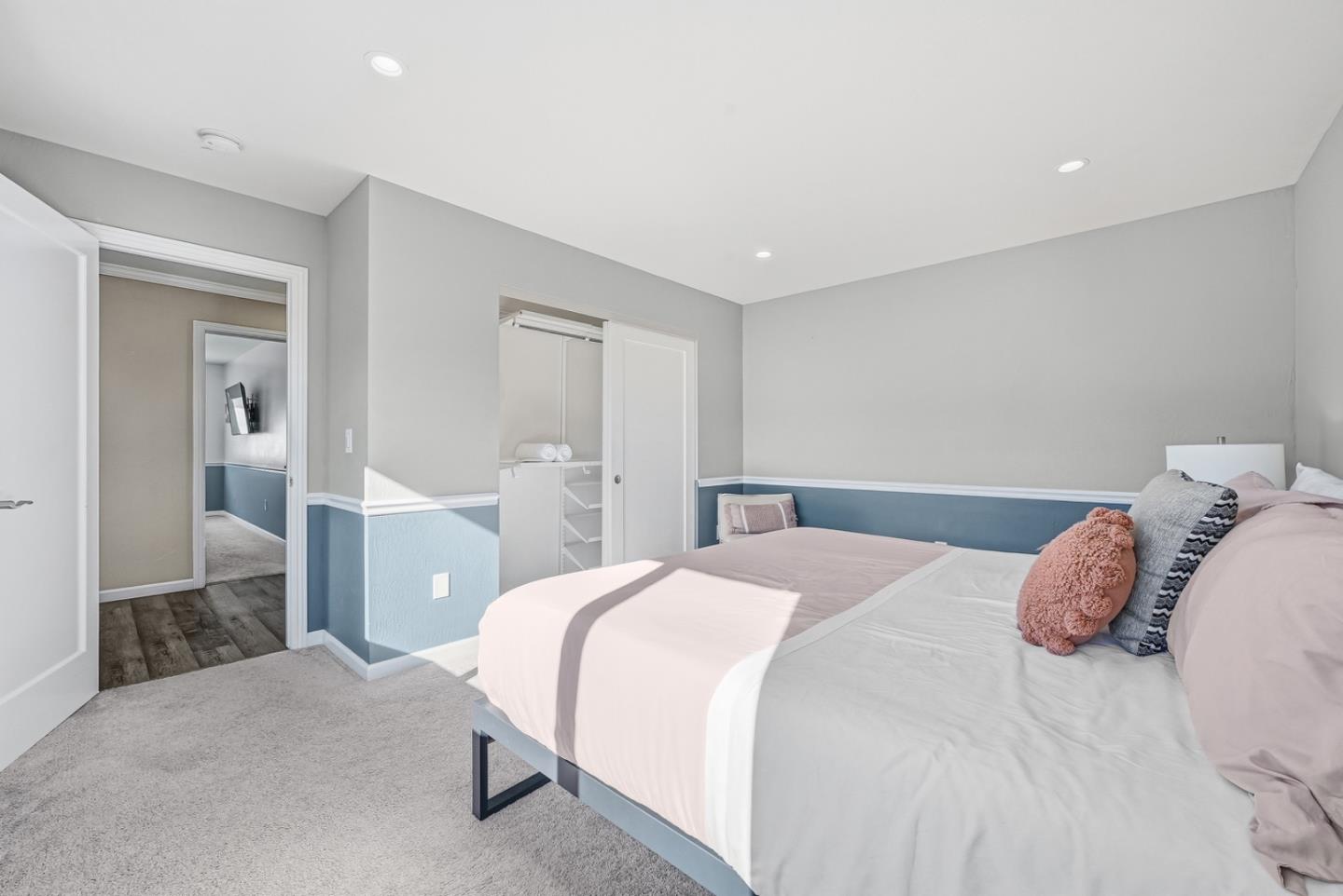 Detail Gallery Image 35 of 51 For 63 Kathleen Ct, Pacifica,  CA 94044 - 4 Beds | 3/1 Baths